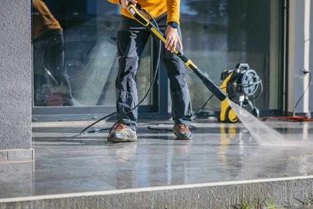 Best Driveway Pressure Washing  in Indialantic, FL